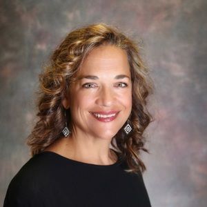 Meet your Posher, Noelle